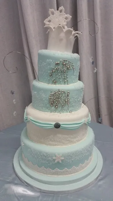 Adina's Cakery Picture 3