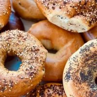 Bagels With Deli ico