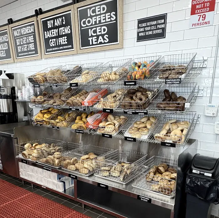 Long Island Bagel Cafe Picture 8