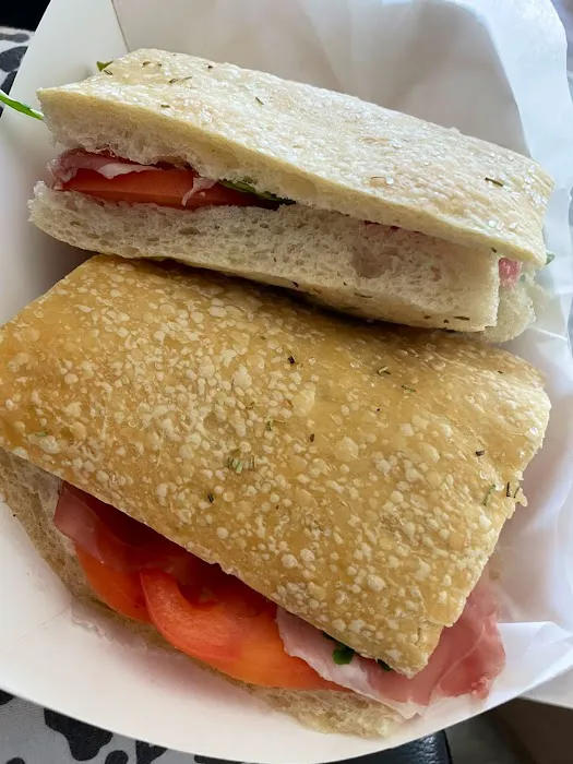 Grelma Bakery Cafe Picture 3