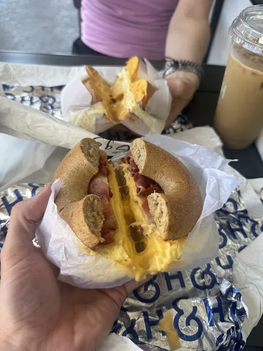 H&H Bagels Picture 10