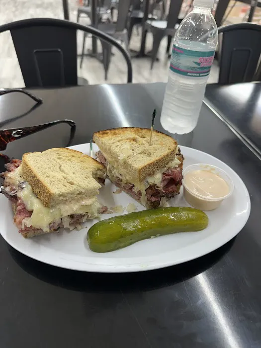 Boca Bagel Bar & Gourmet Deli Picture 3