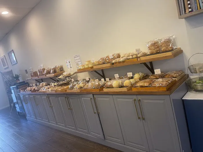 ARI Bakery Cafe Picture 8