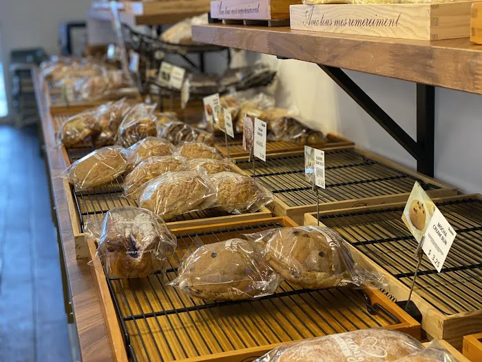 ARI Bakery Cafe Picture 5