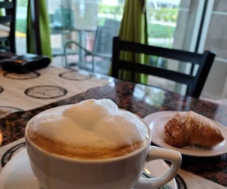 Cosa Duci Italian Deli, Bakery & Market
