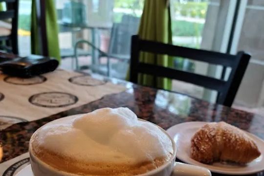 Cosa Duci Italian Deli, Bakery & Market