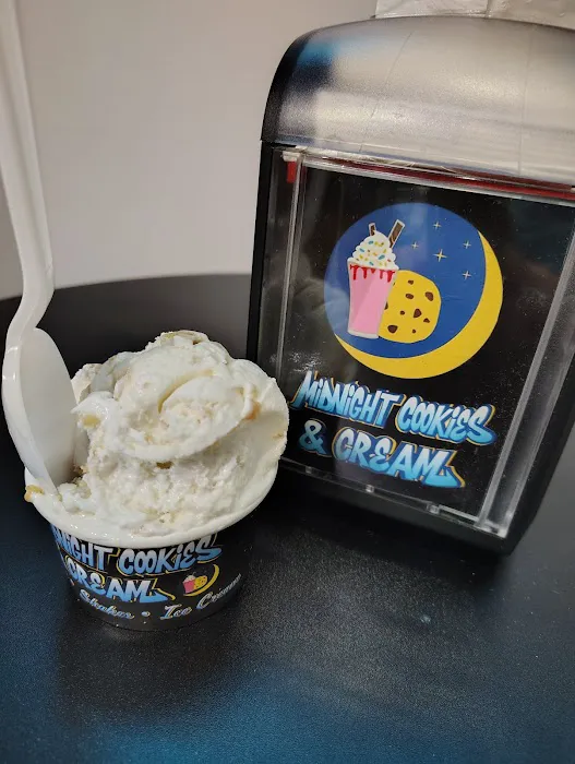 Midnight Cookies & Cream Boca Picture 6