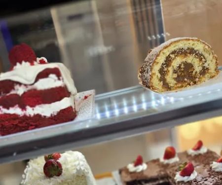 Be sweet cookies and cakes LLC