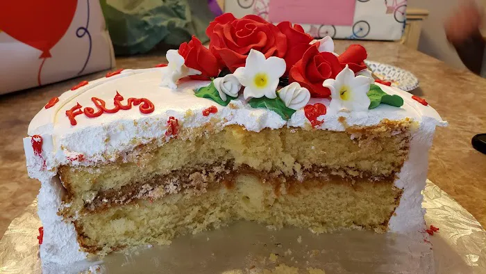 Dominican Cakes & Bridal Shop Picture 2