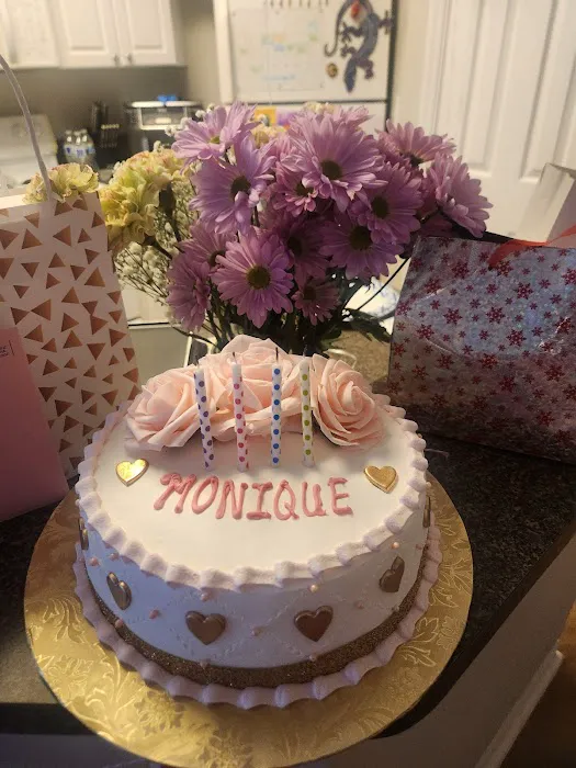 Dominican Cakes & Bridal Shop Picture 1