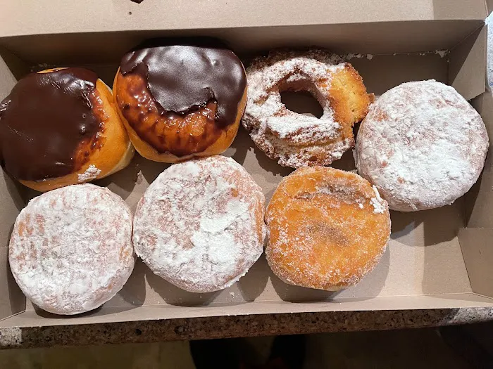 Dandee Donut Factory Picture 7