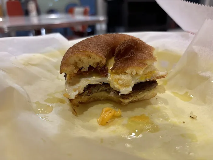 Dandee Donut Factory Picture 6