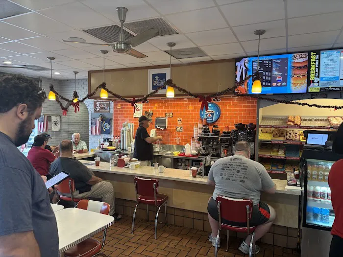Dandee Donut Factory Picture 9