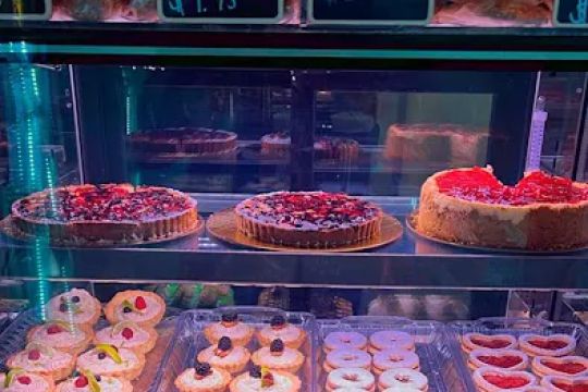 Family Bakery Pompano