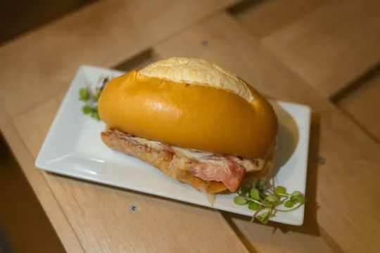 Floru00e9 Bakery