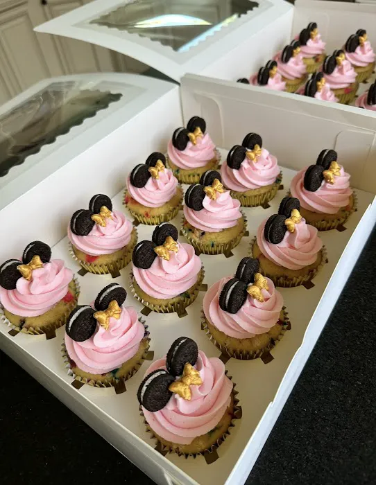 Sweet Carolyn’s Cupcakes and Confections Picture 3