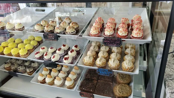The Sweet Spot Desserts & Cake Supplies Picture 1