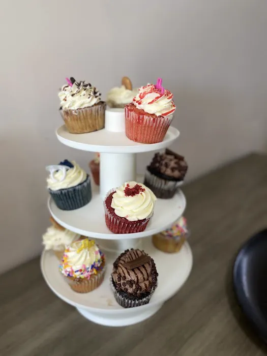The Sweet Spot Desserts & Cake Supplies Picture 3