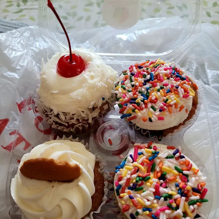 The Sweet Spot Desserts & Cake Supplies Picture 9