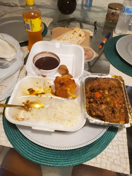 Voila Bakery & Take-Out Restaurant Picture 10