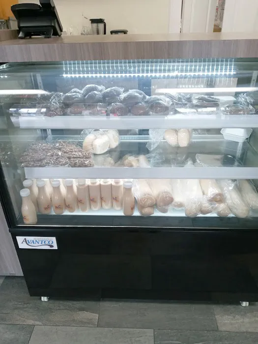 Voila Bakery & Take-Out Restaurant Picture 9