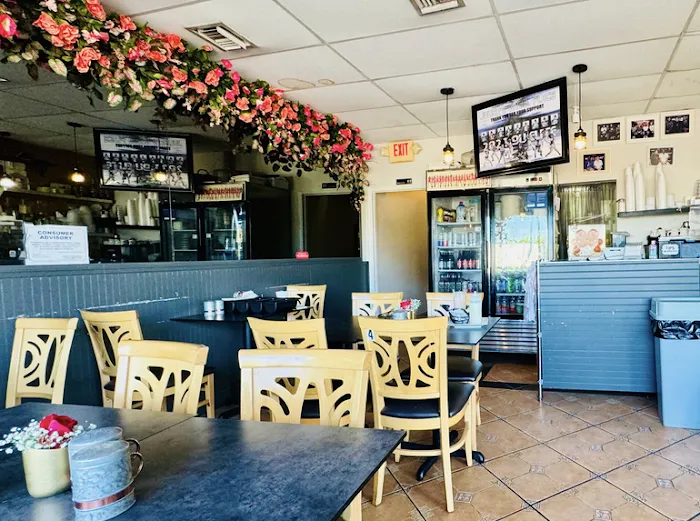 Julian's Bagel and Deli Picture 9