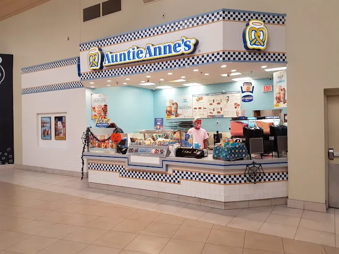 Auntie Anne's Picture 6