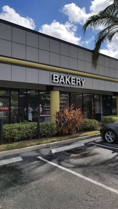 Le Vinois Bakery Picture 10