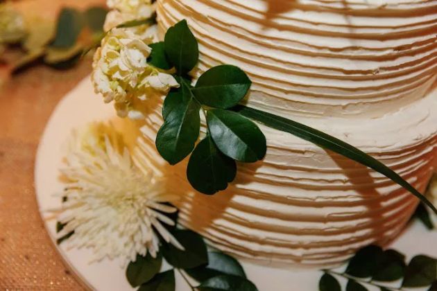 Dominique's Couture Cakes