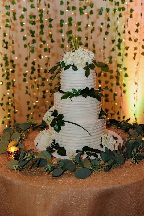 Dominique's Couture Cakes Picture 7