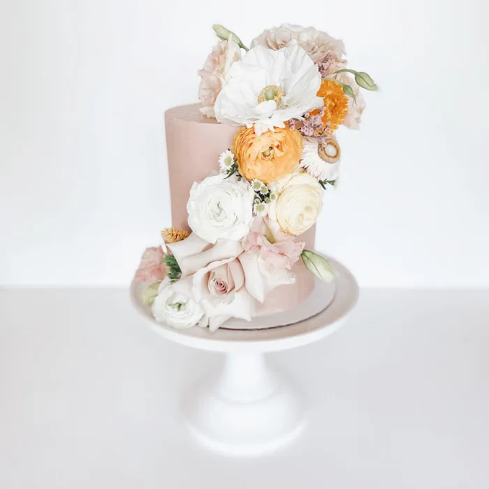Sugar and Bloom Cakes Picture 3