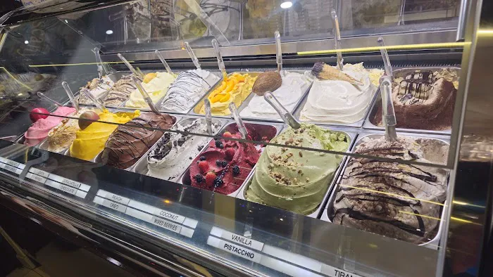 PAN'E DOLCI Italian Bakery Picture 3