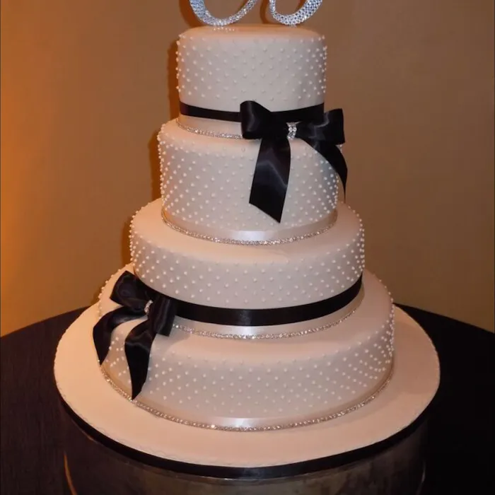Celebrity Cakes Picture 8