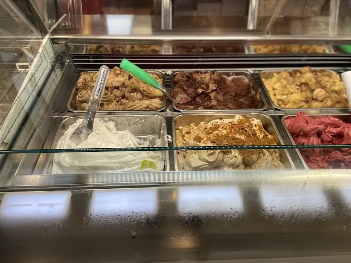 Angelo Elia the Bakery Bar Picture 4