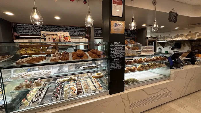 Angelo Elia the Bakery Bar Picture 1
