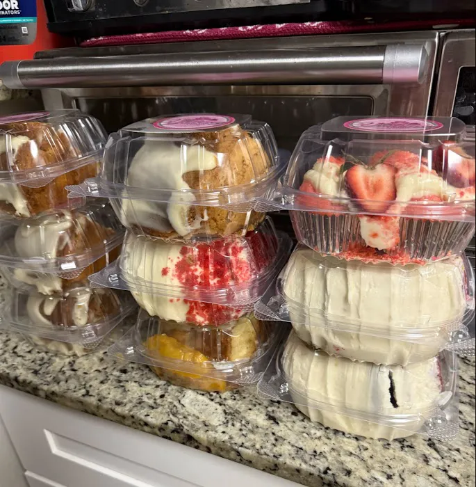 Yummy Custom Cakes & Desserts Picture 4