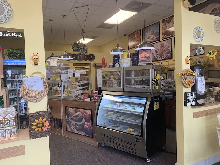 Caribbean Sister's Bakery Picture 9