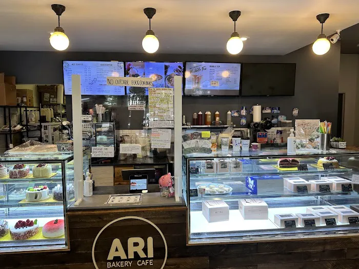 ARI Bakery Cafe Picture 2