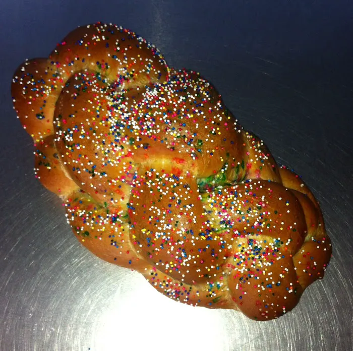 Shloimies Kosher Bakery Picture 3