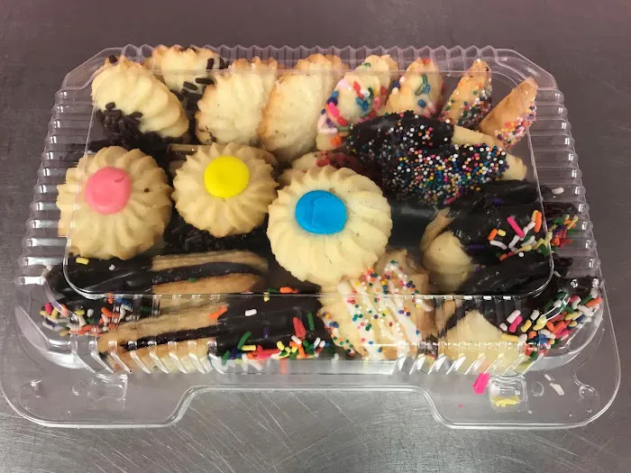 Shloimies Kosher Bakery Picture 6