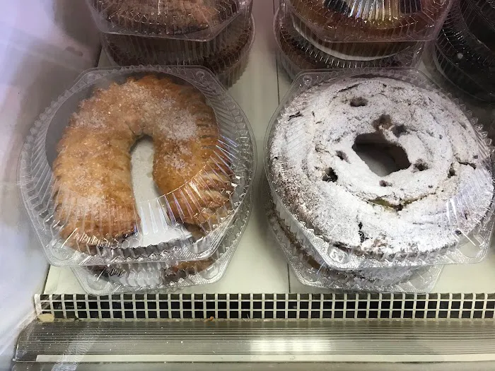 Shloimies Kosher Bakery Picture 9