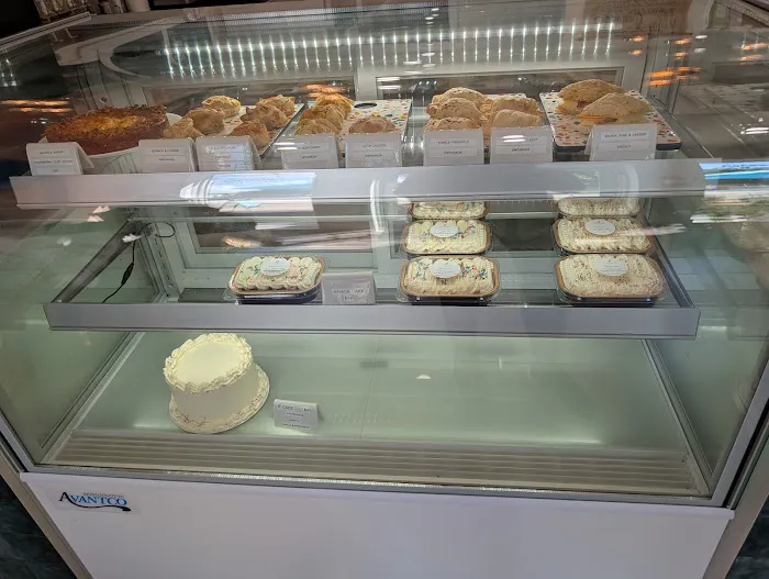 LoveLee Bakeshop Picture 5