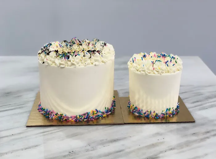 LoveLee Bakeshop Picture 2