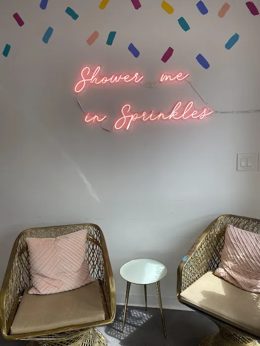 LoveLee Bakeshop Picture 7