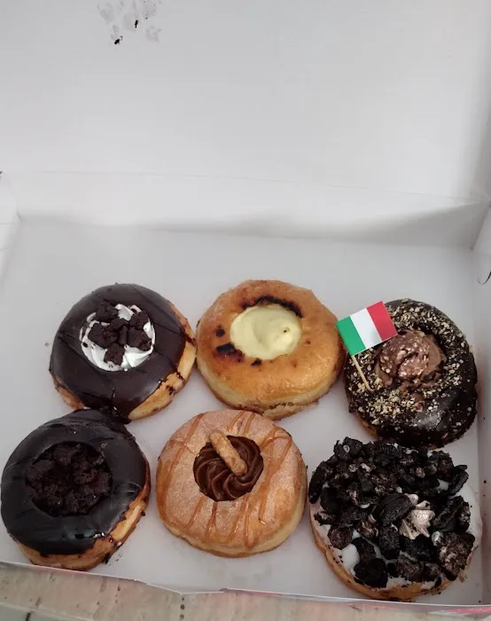 DonutMakers Fort Lauderdale Picture 1