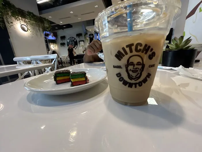 Mitch's Downtown Bagel Cafe Picture 7
