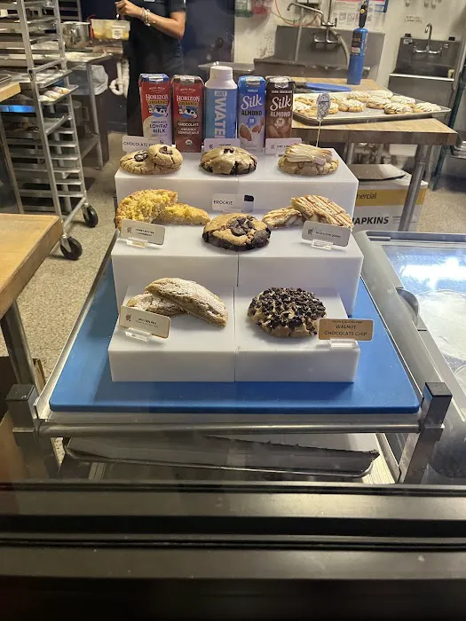 Batch, The Cookie Company Picture 1