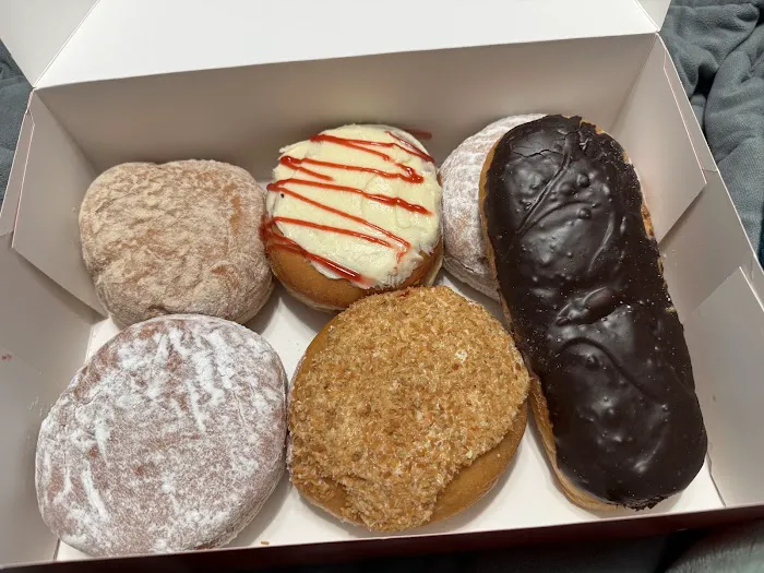 The Hollywood Donut Factory Picture 10