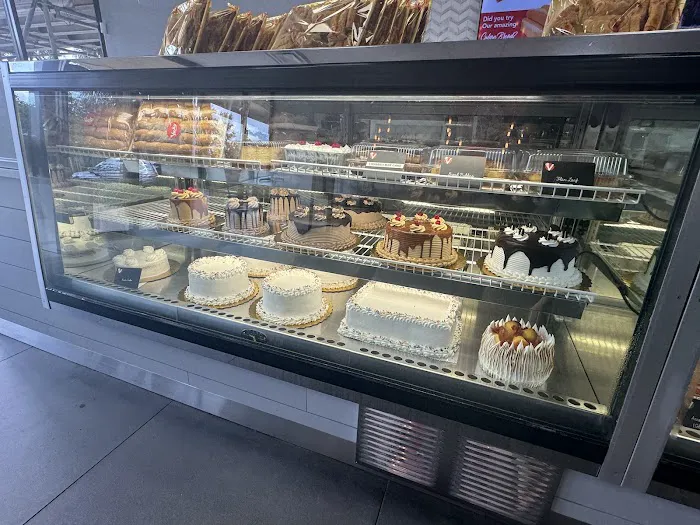 Vicky Bakery Plantation Picture 5