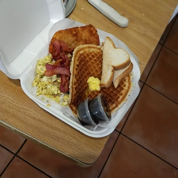 Delicious Creations Bakery & Cafe Picture 9